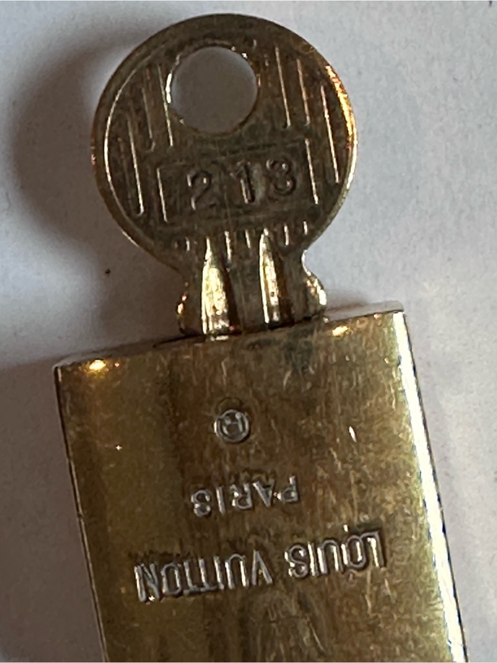 Louis Vuitton Lock n Key on Necklace - Picture 7 of 8